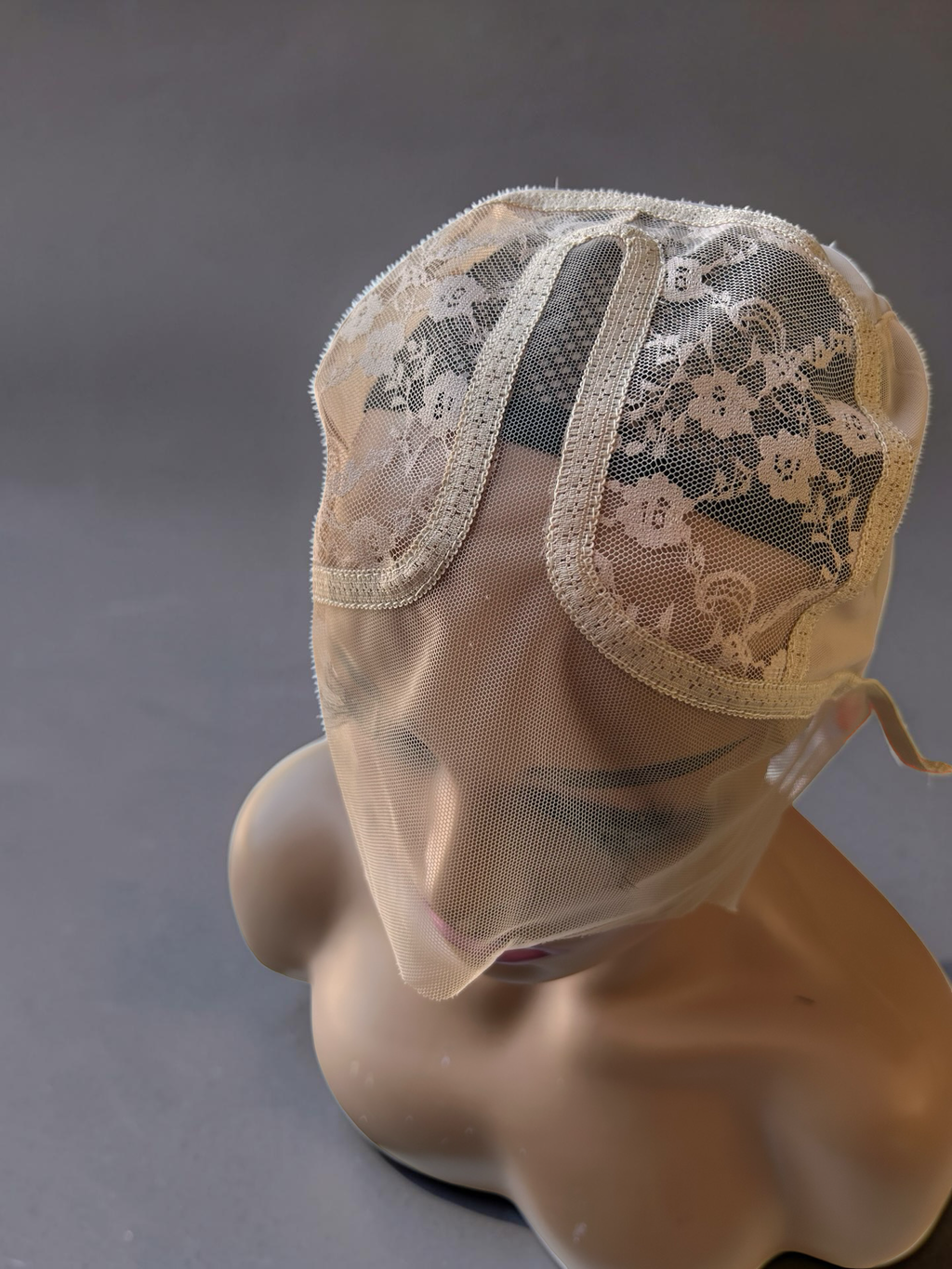 Kaymaz HD Dantel Peruk Bonesi – Ayarlanabilir Görünmez Lace Dome Wig Cap – Küçük Baş Ölçüsü