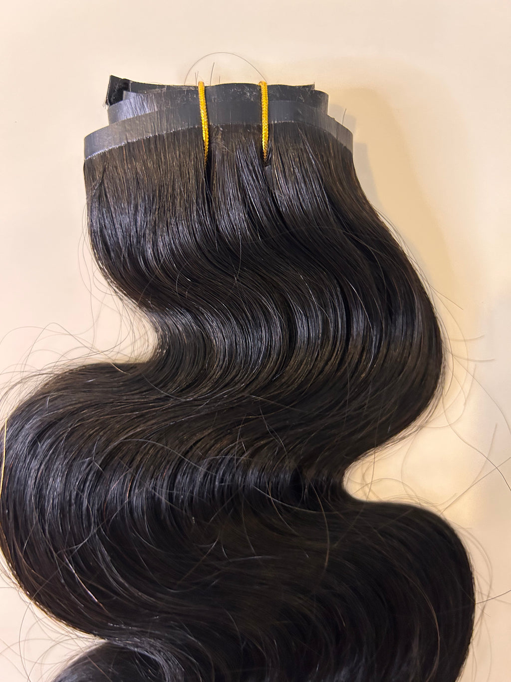 Clip in body wave - %100 Gerçek İnsan Saçı Çıt Çıt Saç Kaynağı – Doğal Dalgalı Siyah Renk 100 Gram