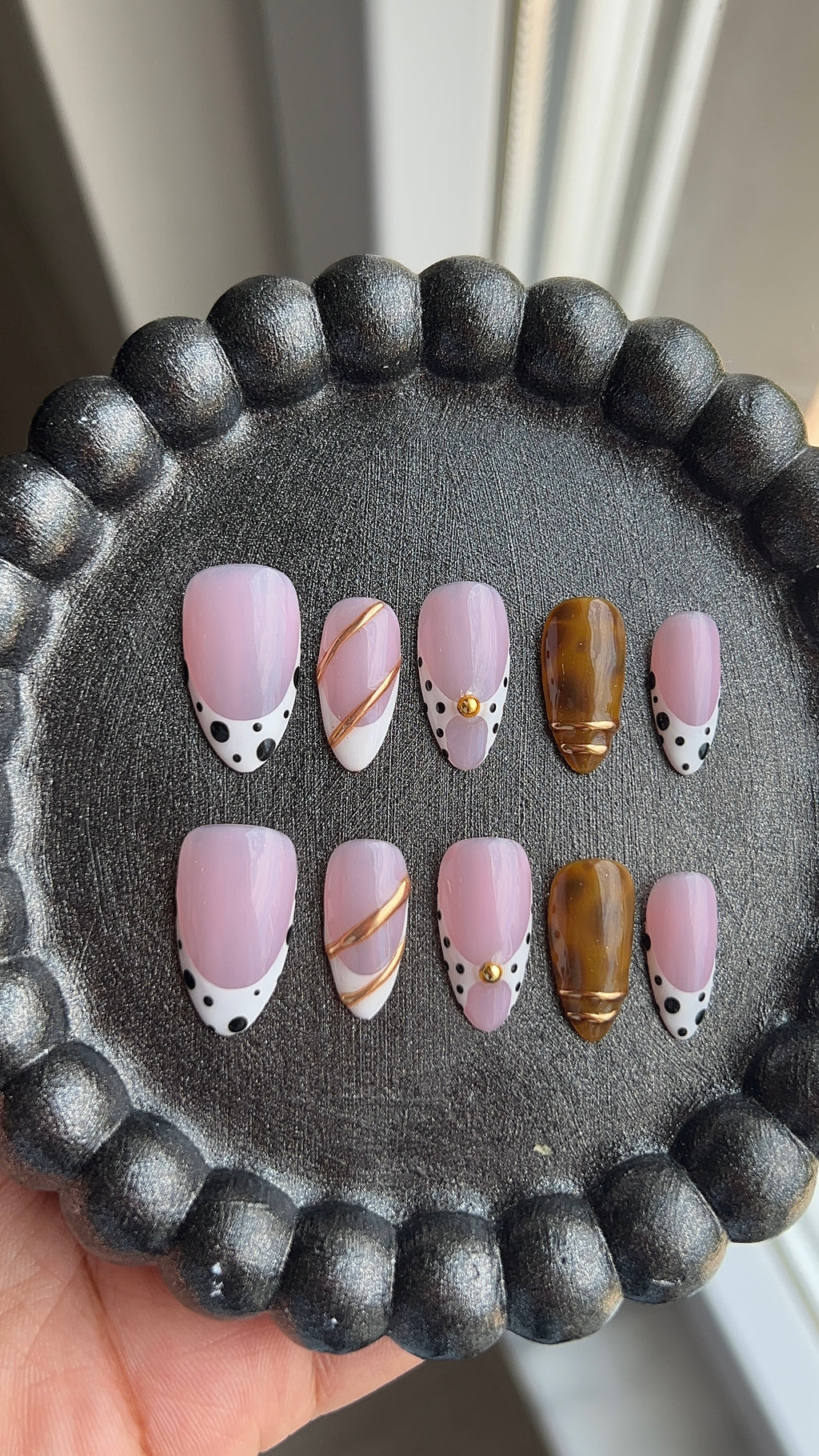 Dalmatian Orta Almond