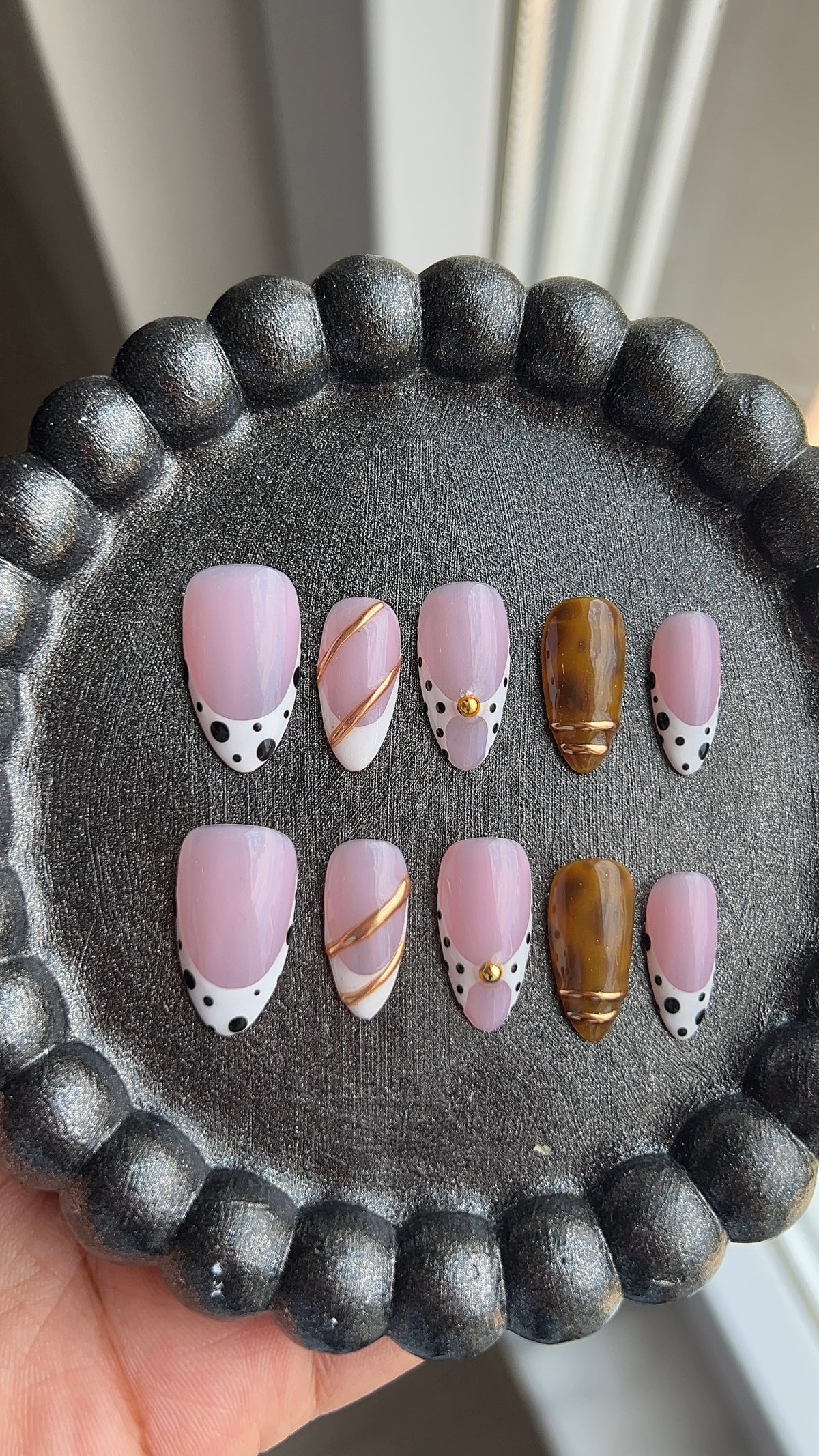 Dalmatian Orta Almond