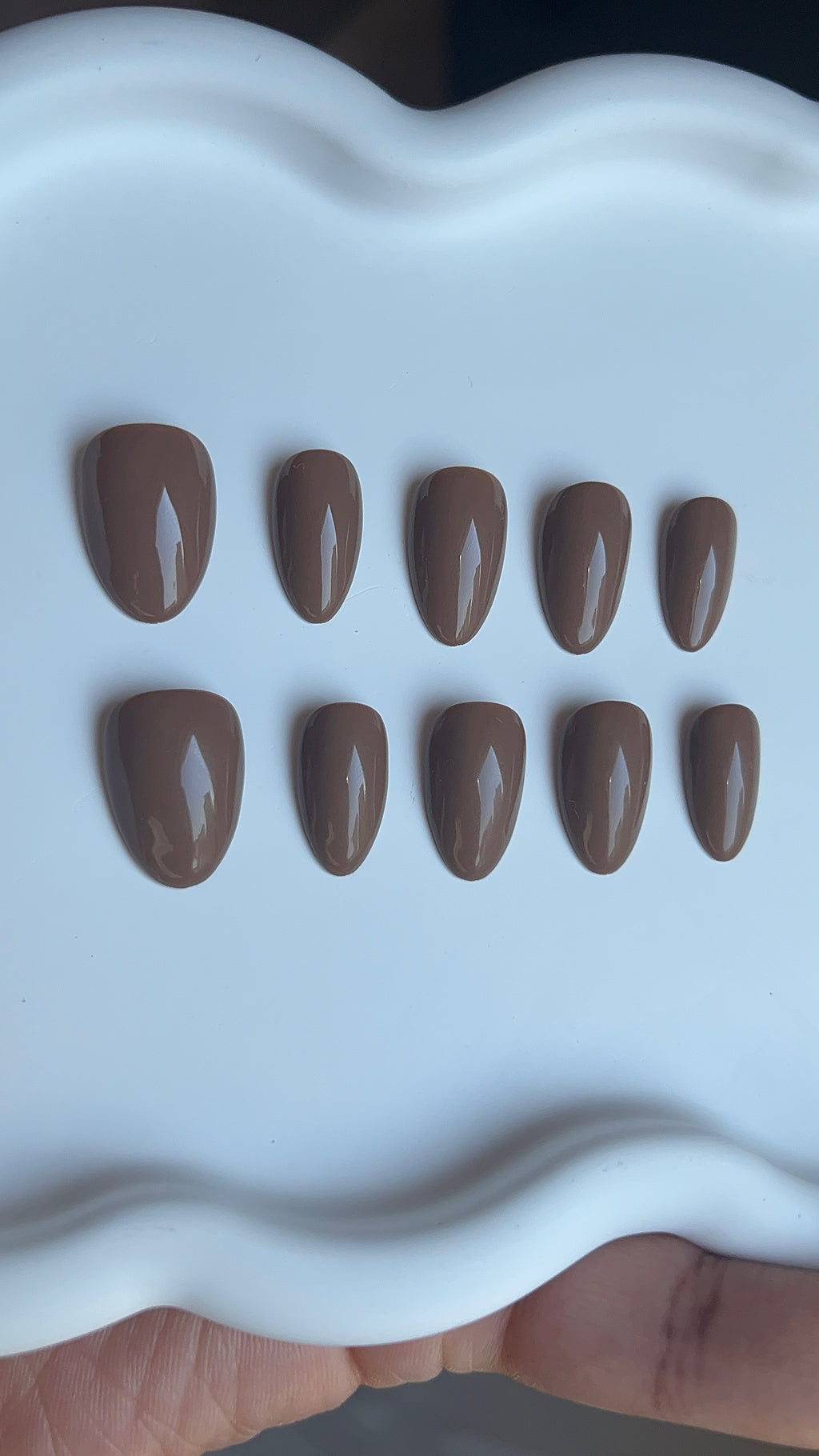 Jel Takma Tırnak - Milk chocolate Kısa Almond 10'lu