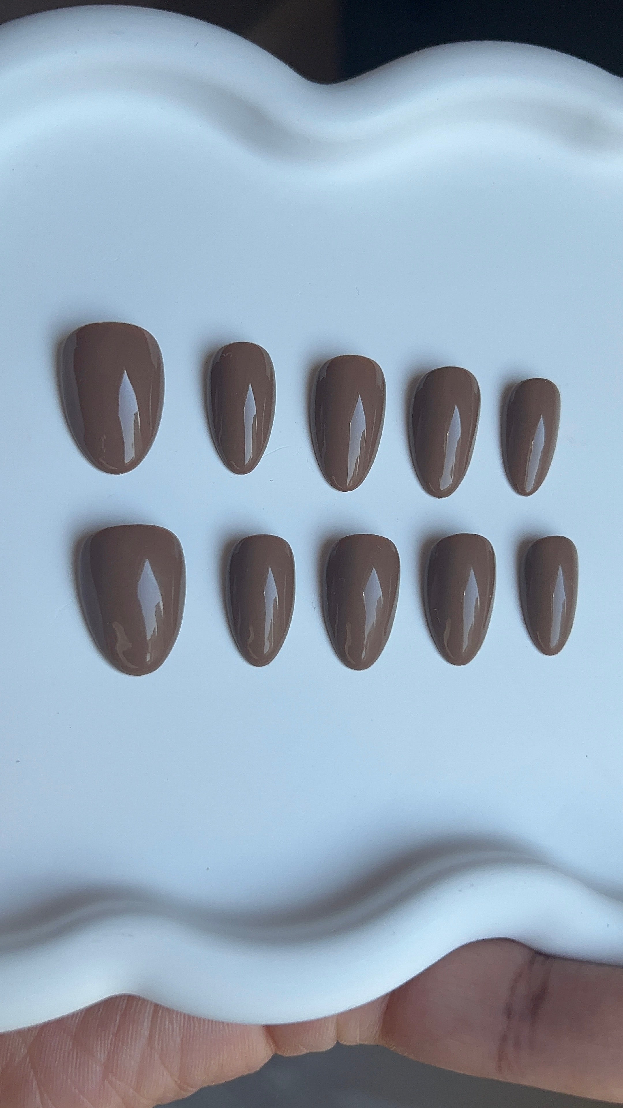 Jel Takma Tırnak - Milk chocolate Kısa Almond 10'lu